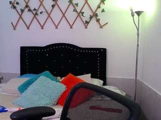 naughtygirlmmm camsoda