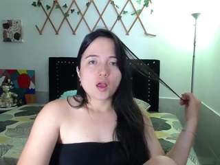 naughtygirlmmm webcam