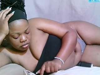 marey-elsa's CamSoda show and profile