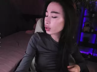 Milemissu's Live Sex Cam Show