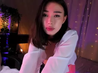 Milemissu's Live Sex Cam Show