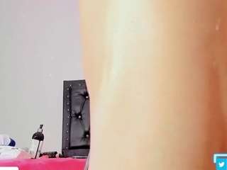 doll-ssquirts webcam