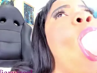 sofiadirty's Live Sex Cam Show