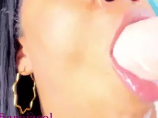 sofiadirty's Live Sex Cam Show
