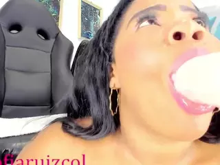 sofiadirty's Live Sex Cam Show