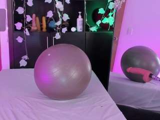 violeetta-1's live room