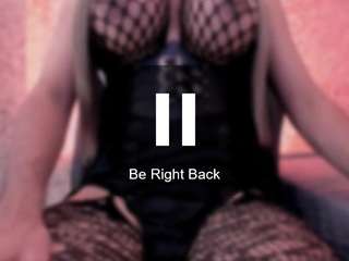 andie-baker's CamSoda show and profile