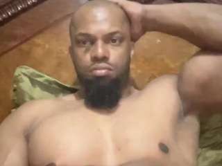 kingtgc's CamSoda show and profile