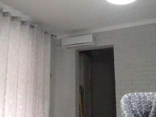 KingTGC live webcam show