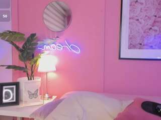 sweet-julieta1 Live Webcam on CamSoda
