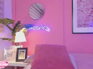 sweet-julieta1 Live Webcam on CamSoda