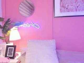 sweet-julieta1 Live Webcam on CamSoda