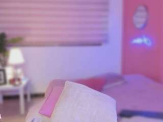 sweet-julieta1 Live Webcam on CamSoda