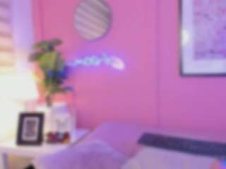 sweet-julieta1 Live Webcam on CamSoda