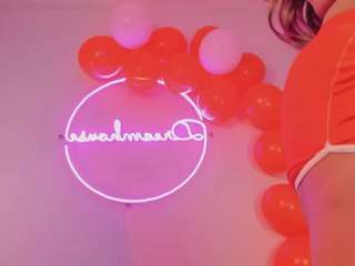 Live webcam model sweet-julieta1 on Soda Cams