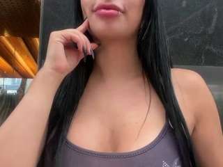 sweet-julieta1 Live Webcam on CamSoda