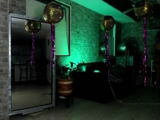 xcarllet69's CamSoda show and profile