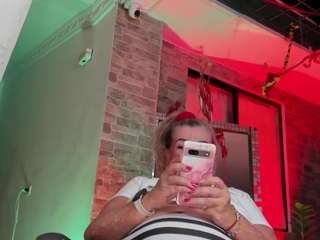 xcarllet69