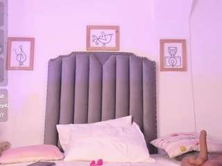 vega-16 Live Webcam on CamSoda