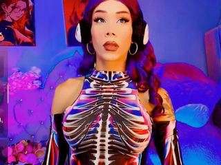 alexa-naughty Live Webcam on CamSoda