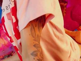 alexa-naughty Live Webcam on CamSoda