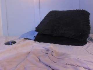 little-natt Live Webcam on CamSoda