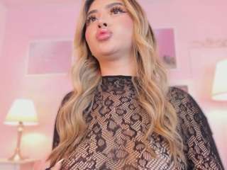 little-natt Live Webcam on CamSoda