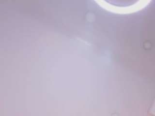 little-natt Live Webcam on CamSoda