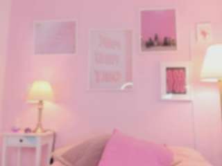 little-natt Live Webcam on CamSoda