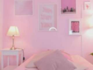 Live webcam model little-natt on Soda Cams