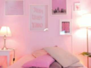 little-natt Live Webcam on CamSoda