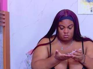 nia-evans live cam preview