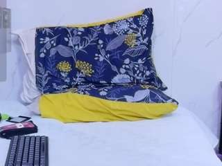 nia-evans live cam preview