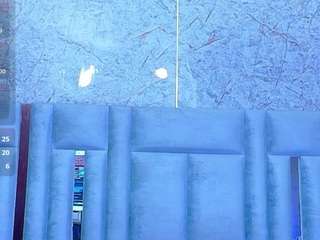 nia-evans live cam preview