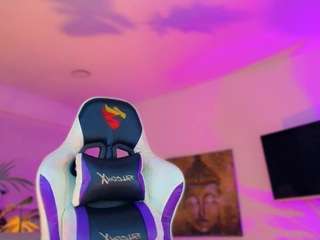 queen-violett1 Live Webcam on CamSoda