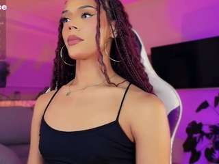 queen-violett1 Live Webcam on CamSoda