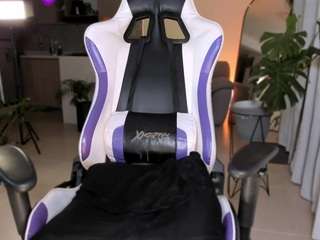 queen-violett1's live room