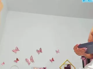 AnahiRoberts's Live Sex Cam Show
