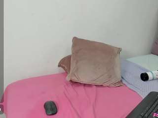  camilalevis chat room