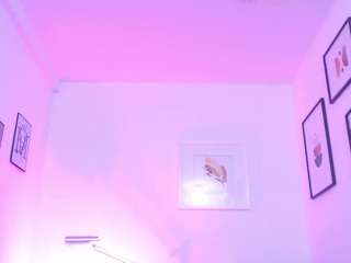 littlee-emily Free Chat No camsoda
