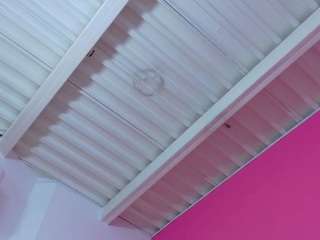 littlee-emily webcam model