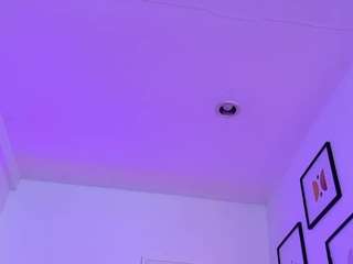 littlee-emily webcam model