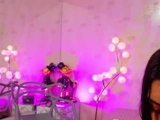 littlee-emily Live Webcam on CamSoda