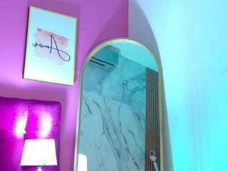 Live stream of littlee-emily