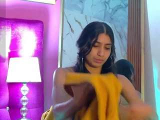 Live stream of littlee-emily