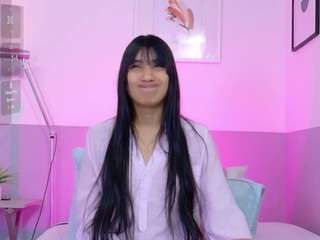 littlee-emily webcam model