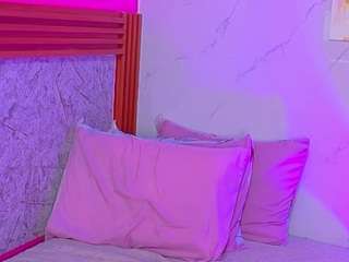 littlee-emily Live Webcam on CamSoda