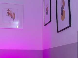 Live cam show with Emily