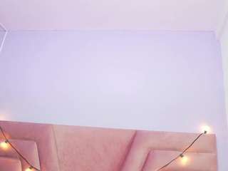 littlee-emily Sex Cam Show