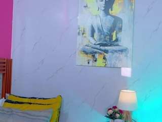 littlee-emily live webcam show